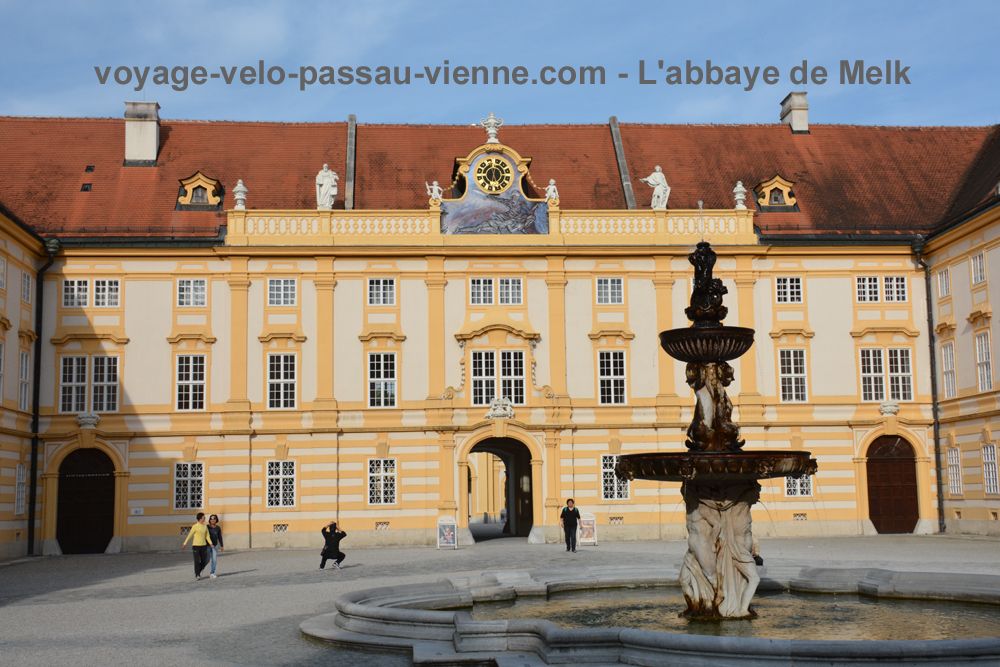 Voyage à vélo Passau-Vienne - L'abbaye de Melk